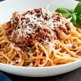 Spaghetti-Bolognese.jpg